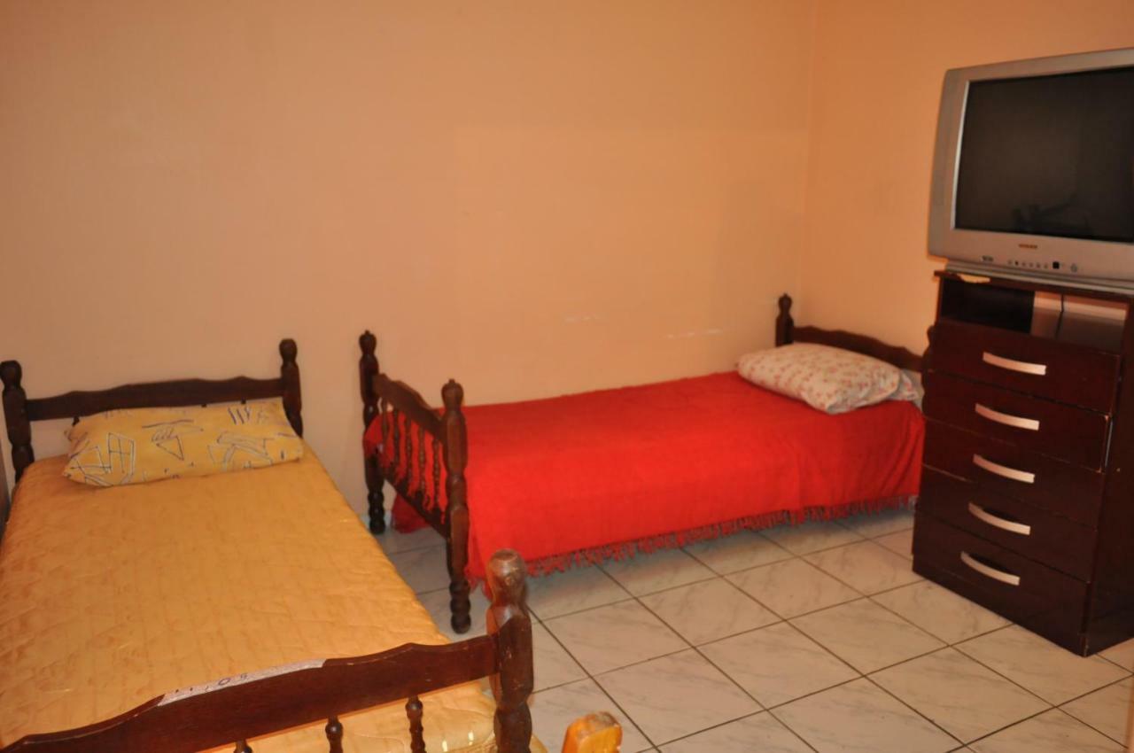 Hospedagem Centro Champagnat Londrina Dış mekan fotoğraf